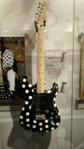 Buddy Guy (nascido George Guy, em 30 de julho de 1936 em Lettsworth, Louisiana) é um guitarrista e cantor norte-americano de blues e rock. Conhecido por servir de inspiração para Jimi Hendrix e outras lendas dos anos 60, Guy é considerado um importante expoente do chamado Chicago blues, tornado famoso por Muddy Waters e Howlin' Wolf. Foi considerado o 23º melhor guitarrista de todos os tempos pela revista norte-americana Rolling Stone